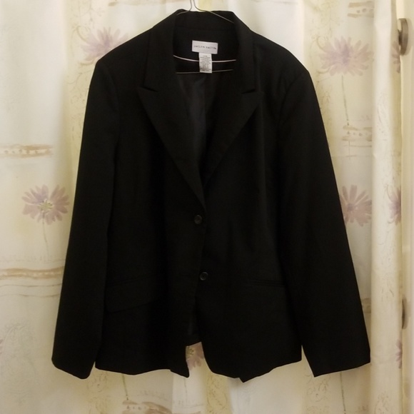 Jacklyn  Smith Jackets & Blazers - Women black blazer